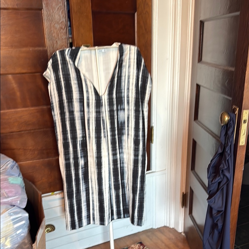 Vince Black and White Stripedโ V-Neck Dress- worn 3 times